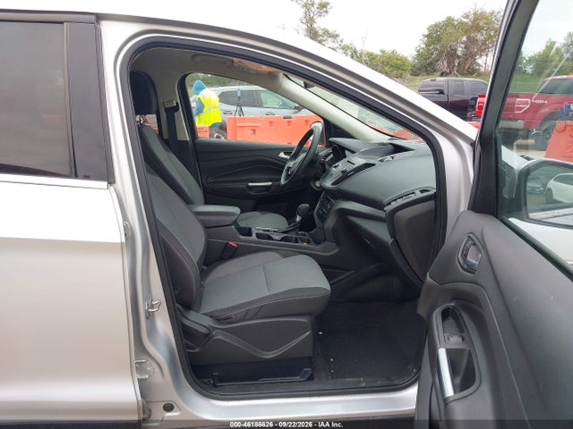 2017 FORD ESCAPE SE 5