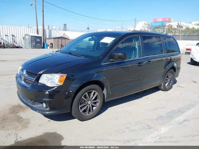 2017 DODGE GRAND CARAVAN SXT 2