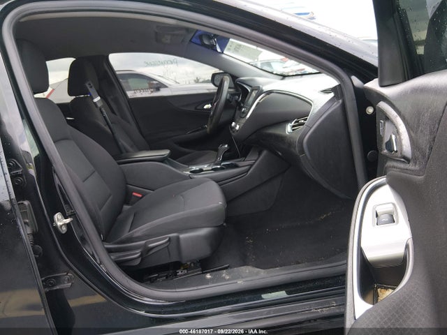 2017 CHEVROLET MALIBU 1LT 5