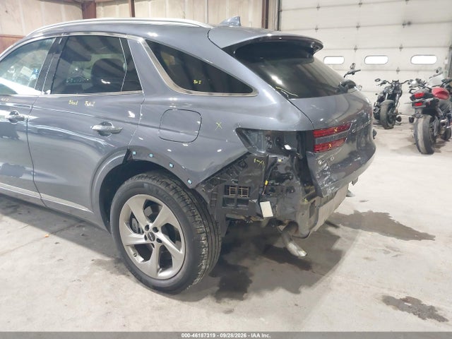 2026 GENESIS GV70 2.5T ADVANCED 17