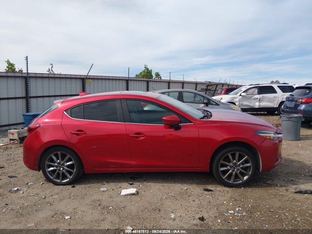 2018 MAZDA MAZDA3 GRAND TOURING 13