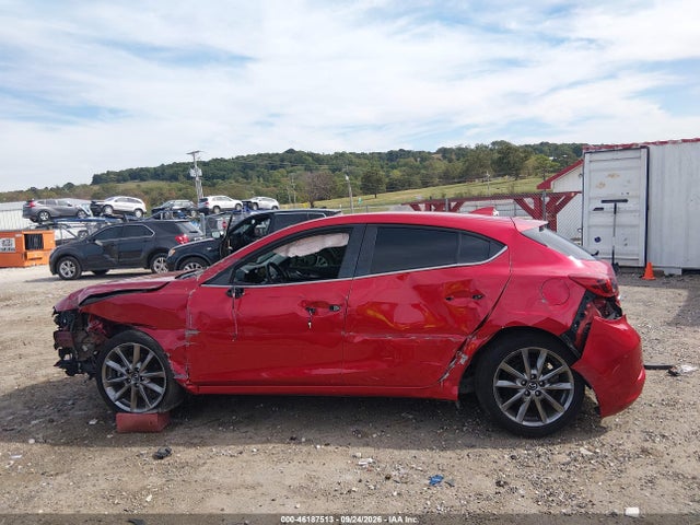 2018 MAZDA MAZDA3 GRAND TOURING 14