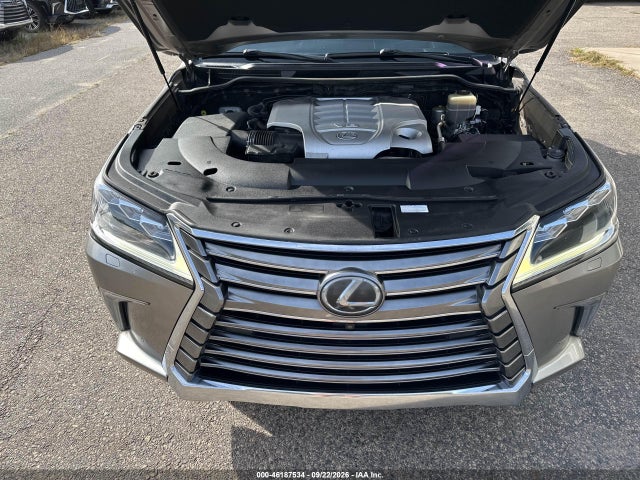 2018 LEXUS LX 570 THREE-ROW 10