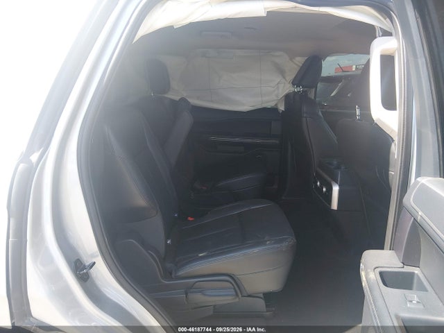 2024 FORD EXPEDITION XLT 8
