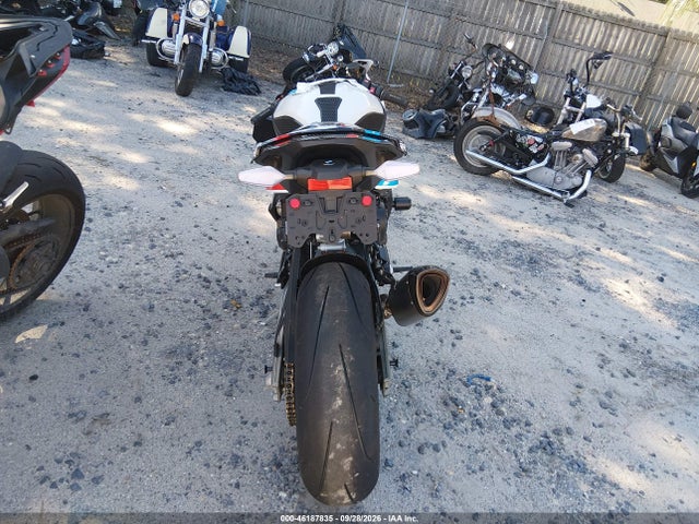 2026 BMW S 1000 RR 6