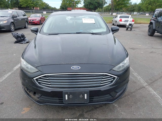 2017 FORD FUSION SE 12