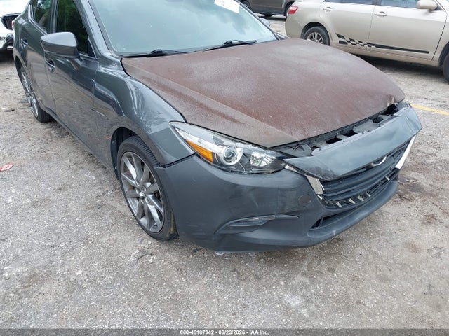 2018 MAZDA MAZDA3 TOURING 6
