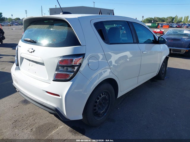 2017 CHEVROLET SONIC LT AUTO 4