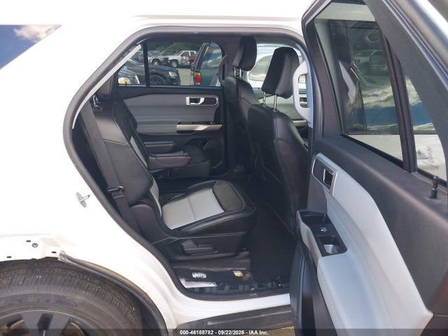 2022 FORD EXPLORER XLT 8