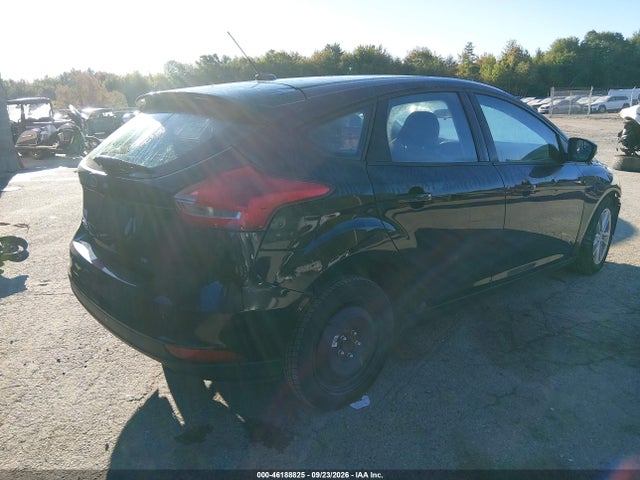 2017 FORD FOCUS SE 4
