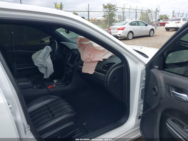 2023 CHRYSLER 300 300S 5