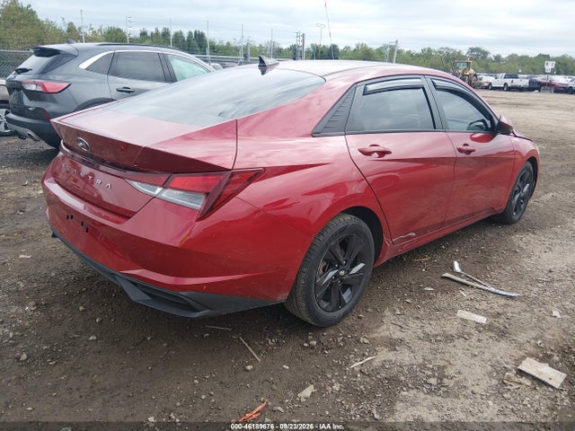 2021 HYUNDAI ELANTRA SEL 4