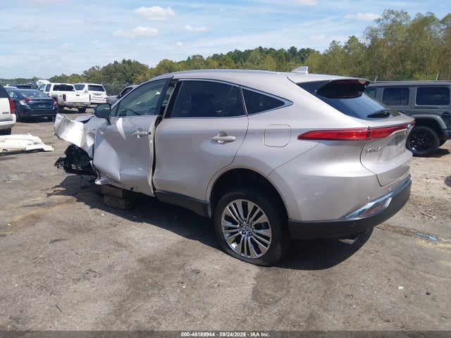 2021 TOYOTA VENZA XLE 3
