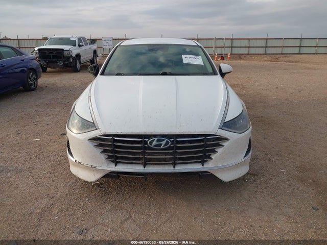 2021 HYUNDAI SONATA SE 13