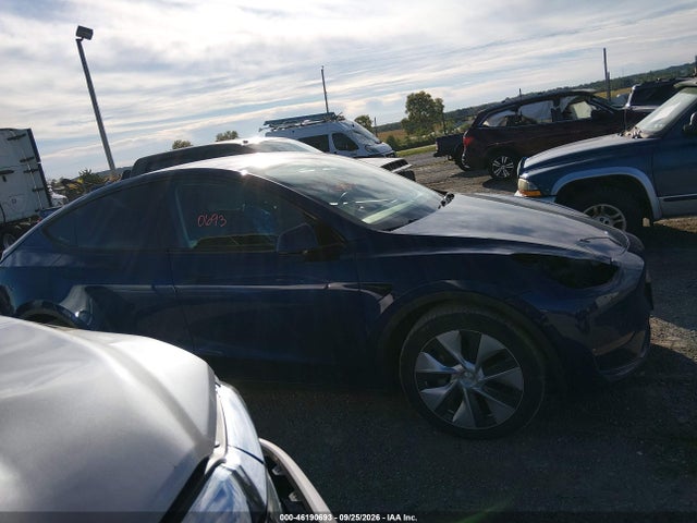 2022 TESLA MODEL Y LONG RANGE 13