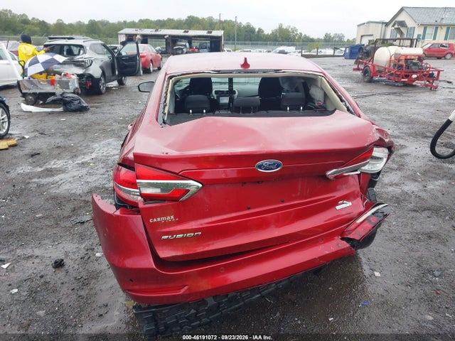 2019 FORD FUSION SE 17