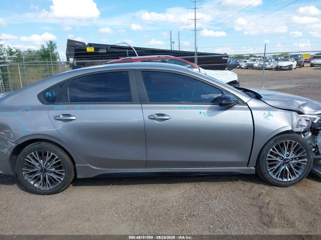 2024 KIA FORTE GT-LINE 14