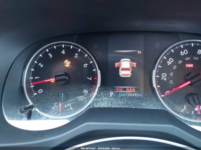 2019 TOYOTA RAV4 LE 7