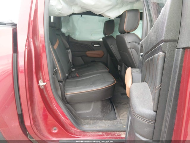 2023 GMC CANYON 4WD SHORT BOX AT4 8