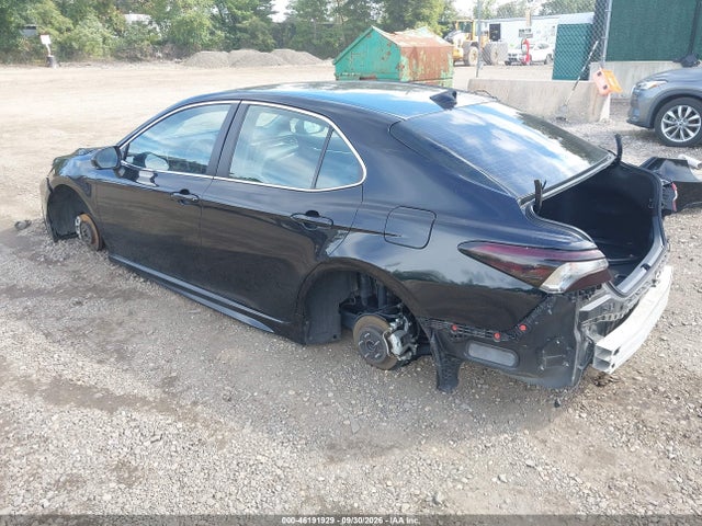 2024 TOYOTA CAMRY XSE 3
