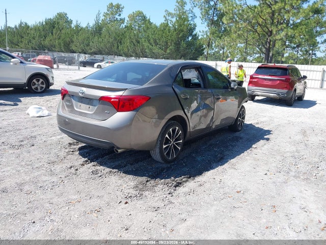 2019 TOYOTA COROLLA SE 4