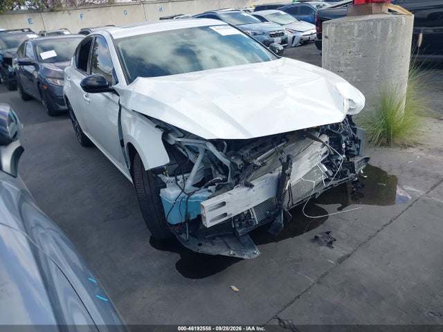 2025 NISSAN ALTIMA SR FWD