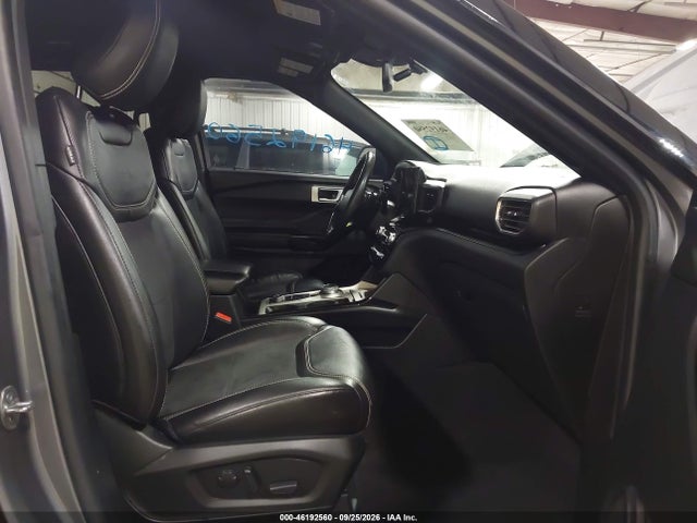 2022 FORD EXPLORER ST 5