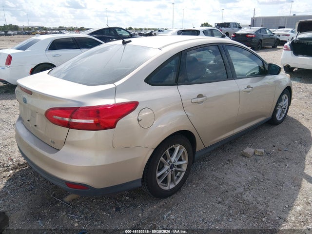 2017 FORD FOCUS SE 4