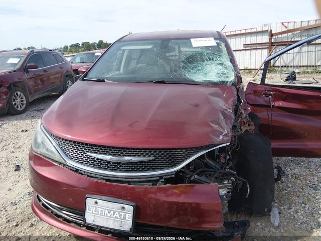 2017 CHRYSLER PACIFICA TOURING 13