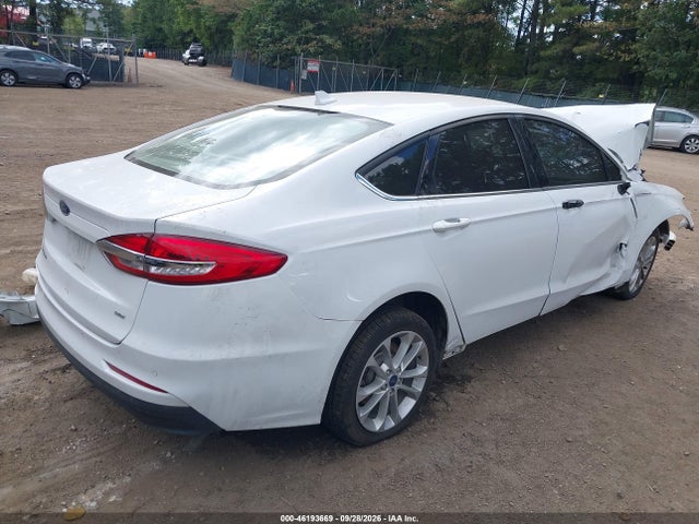 2019 FORD FUSION SE 4