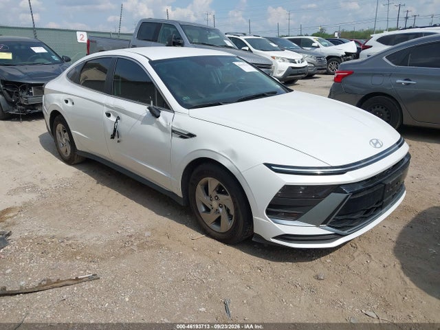 2025 HYUNDAI SONATA SE
