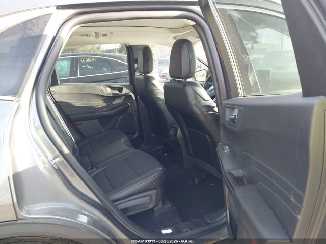 2025 FORD ESCAPE PHEV 8