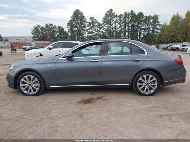 2017 MERCEDES-BENZ E 300 14
