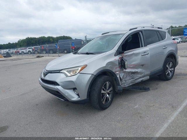 2018 TOYOTA RAV4 XLE 2
