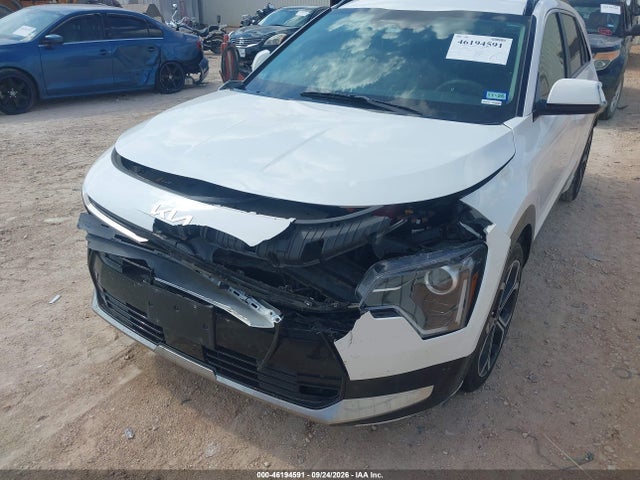 2025 KIA NIRO EX TOURING 6