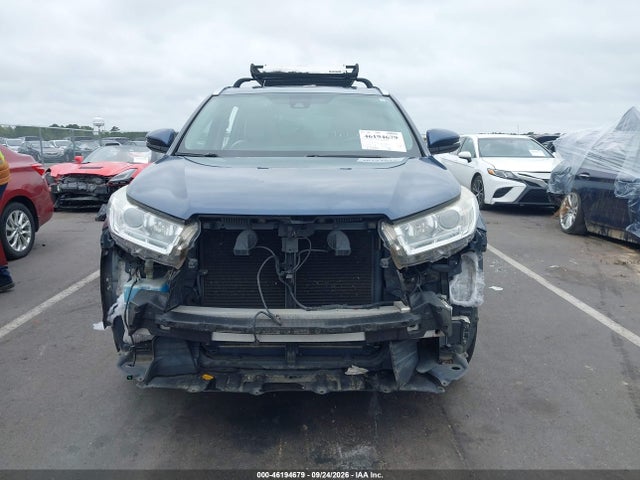 2017 TOYOTA HIGHLANDER XLE 12