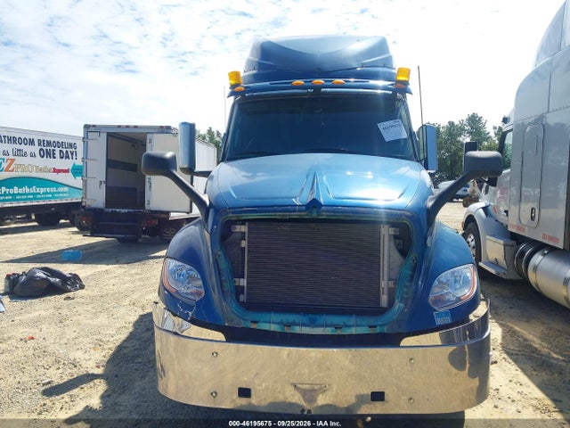2018 INTERNATIONAL LT 16