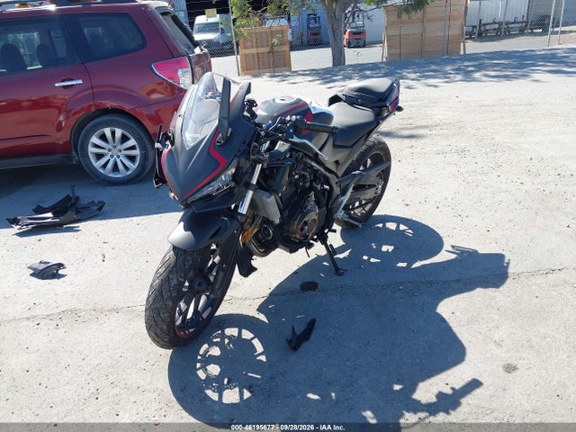2020 HONDA CBR500 RA 2