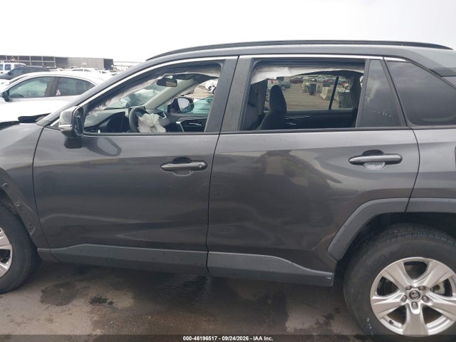 2021 TOYOTA RAV4 XLE 15