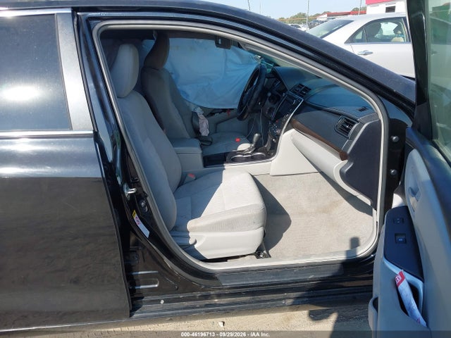 2017 TOYOYA CAMRY 5