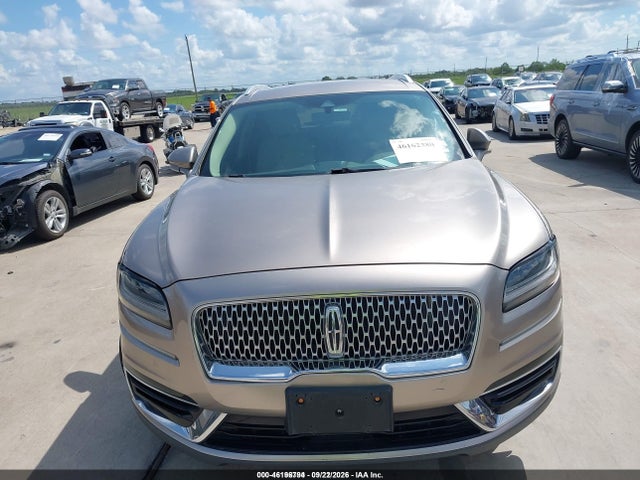 2020 LINCOLN NAUTILUS STANDARD 11