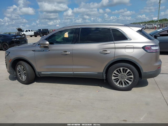 2020 LINCOLN NAUTILUS STANDARD 13