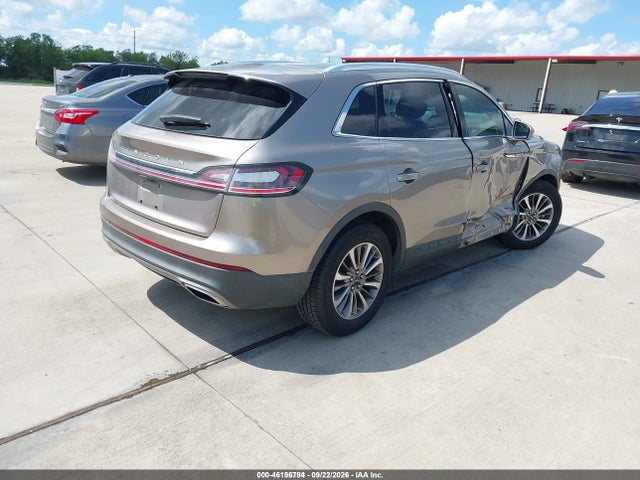 2020 LINCOLN NAUTILUS STANDARD 4