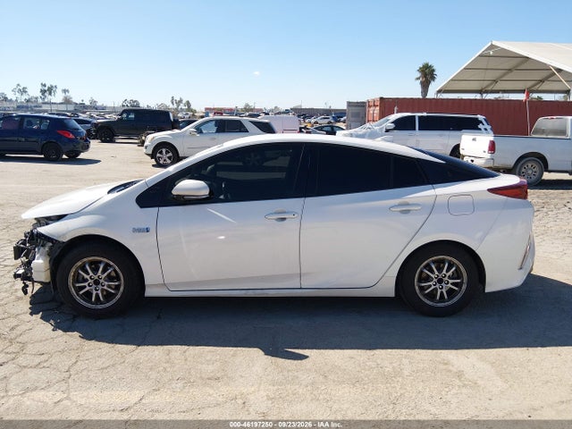 2017 TOYOTA PRIUS PRIME PREMIUM 15