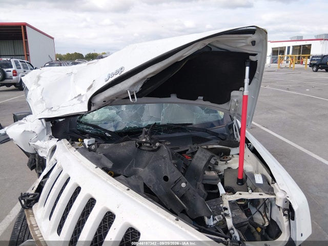2017 JEEP PATRIOT HIGH ALTITUDE FWD 10