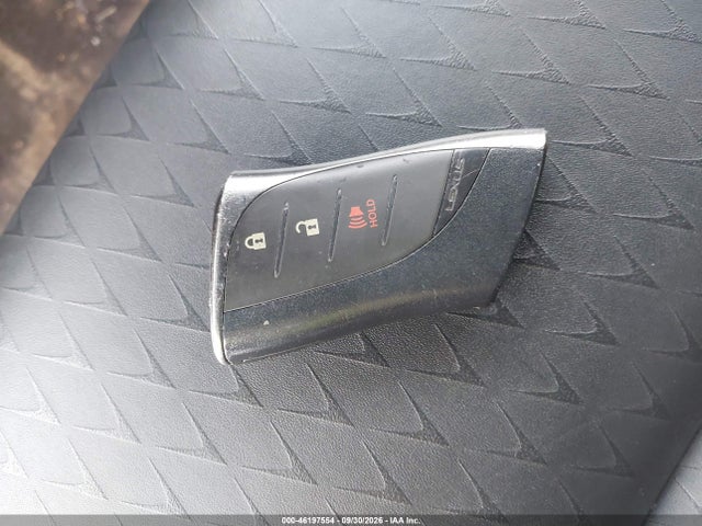 2020 LEXUS UX 200 11