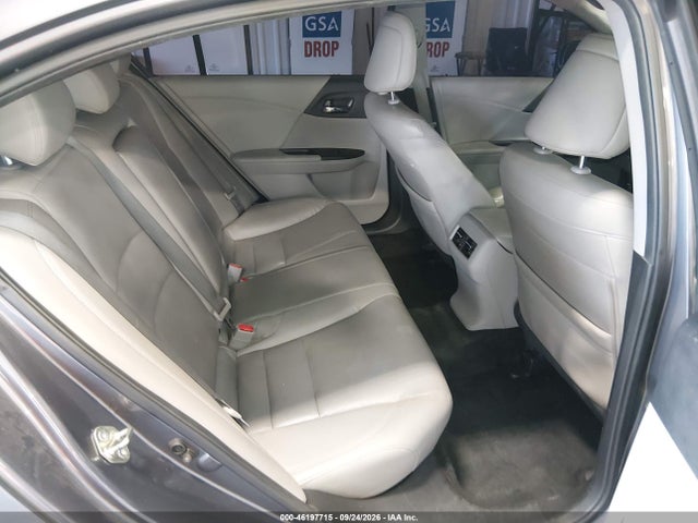 2017 HONDA ACCORD EX-L 8