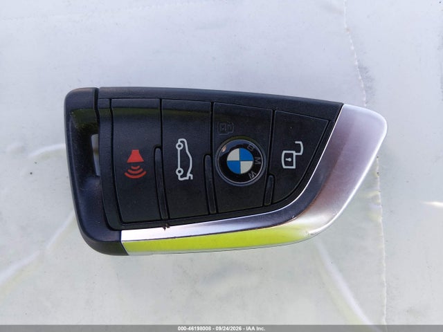 2022 BMW 330E 11