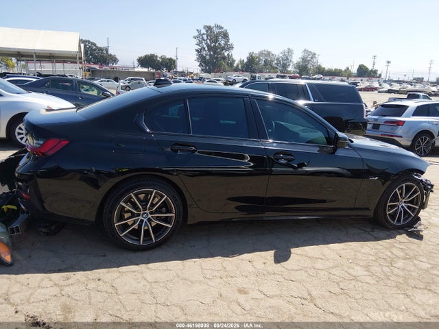 2022 BMW 330E 14