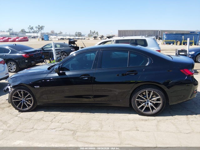 2022 BMW 330E 15